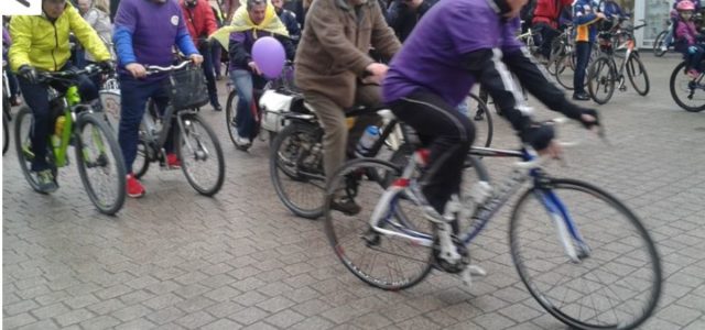 Biciklirali u centru Zagreba u znak podrške osobama s epilepsijom