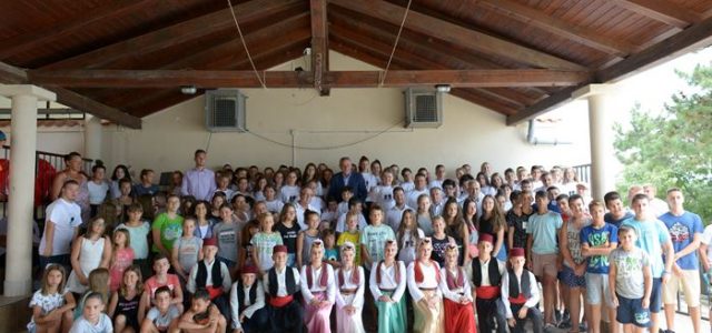 GRAD OTVORENOG SRCA: U organizaciji Grada Zagreba djeca iz Vukovara i Sarajeva ljetuju u N. Vinodolskom