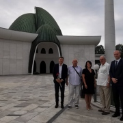 KURBAN BAJRAM: Jelena Pavičić Vukičević posjetila Islamski centar u Zagrebu i susrela se s vjernicima