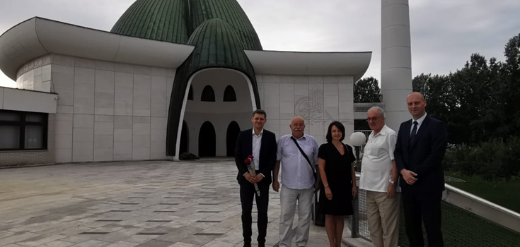 KURBAN BAJRAM: Jelena Pavičić Vukičević posjetila Islamski centar u Zagrebu i susrela se s vjernicima