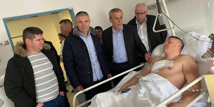 Djelatnik Čistoće, koji je propucan kada je pokušao spriječiti pljačku, operiran i oporavlja se u KBC Zagreb