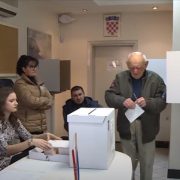 Zašto se GLASANJE Hrvata dijaspore sustavno otežava? Zato što većina ne glasa za HDZ (kao u BiH), ni za SDP?!