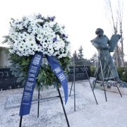 Izaslanstvo Grada Zagreba položilo vijenac kod spomenika Mojsiju na Mirogoju
