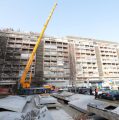 Uklonjena u potresu oštećena, 240 tona teška te opasna nadstrešnica na zgradi u Vukovarskoj