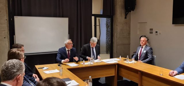 Državni tajnik Milas zahvalio predstavnicima Hrvata u BiH na pomoći u obnovi petrinjske škole