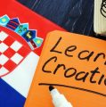 ZA HRVATE IZVAN RH: Javni poziv za dodjelu stipendija za učenje hrvatskoga u Republici Hrvatskoj