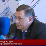 DODIK UZ PUTINA: Tvrdi da je pristanak na sankcije Rusiji u stvari obračunavanje sa Srbima
