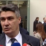 SDP-ovac potvrđuje da su građani PLAĆALI ZA ZORANOV SEKS i letove do ljubavnice!