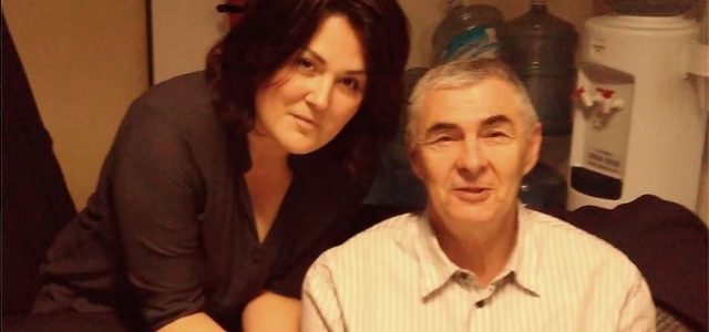 ‘TOČNO JE: Helena Krmpotić suspendirana zbog pomoći djeci i jer otkriva kriminal vrha HRT-a!’