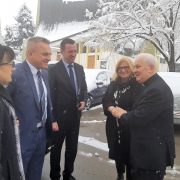 Hrvatsko izaslanstvo s Komaricom i Hrvatima iz Republike Srpske, razgovarali o obnovi kuća i povratku