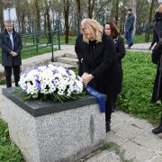 Grad Zagreb gradi Memorijalni centar Uštica – jedini u Europi posvećen romskim žrtvama u 2. svjetskom ratu