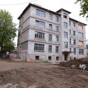 PRESELJENJE ZBOG POTRESA: Učenički dom na Botićevom trgu postaje Hotelijersko-turistička škola