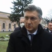 V. Krišto traži Plenkovićevu ostavku: ‘Vaša Vlada sustavno sprječava obnovu na Banovini’